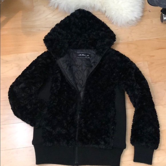 Ladies’s bomber with hood. - Picture 4 of 7